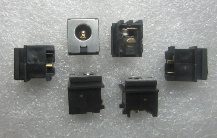 2DC-S057-B01 (R82)